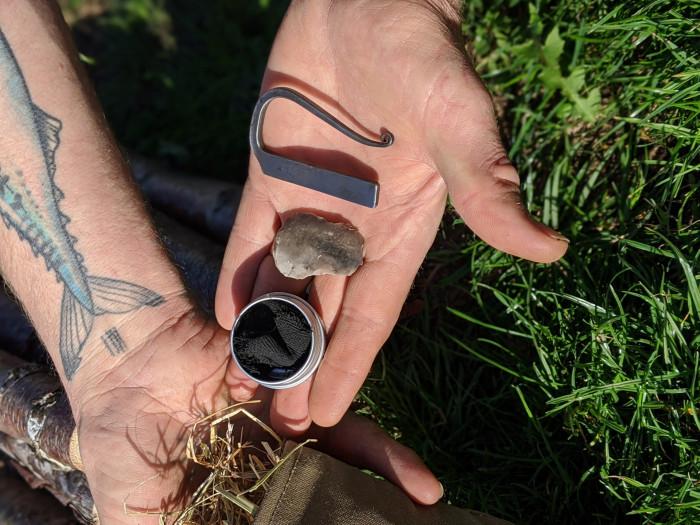 Fire Lighting Pouch and Kit - Image 6